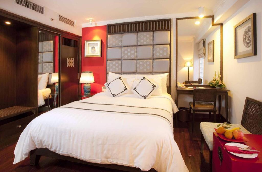 Church Boutique Hotel Hang Trong Hanoi Exterior foto